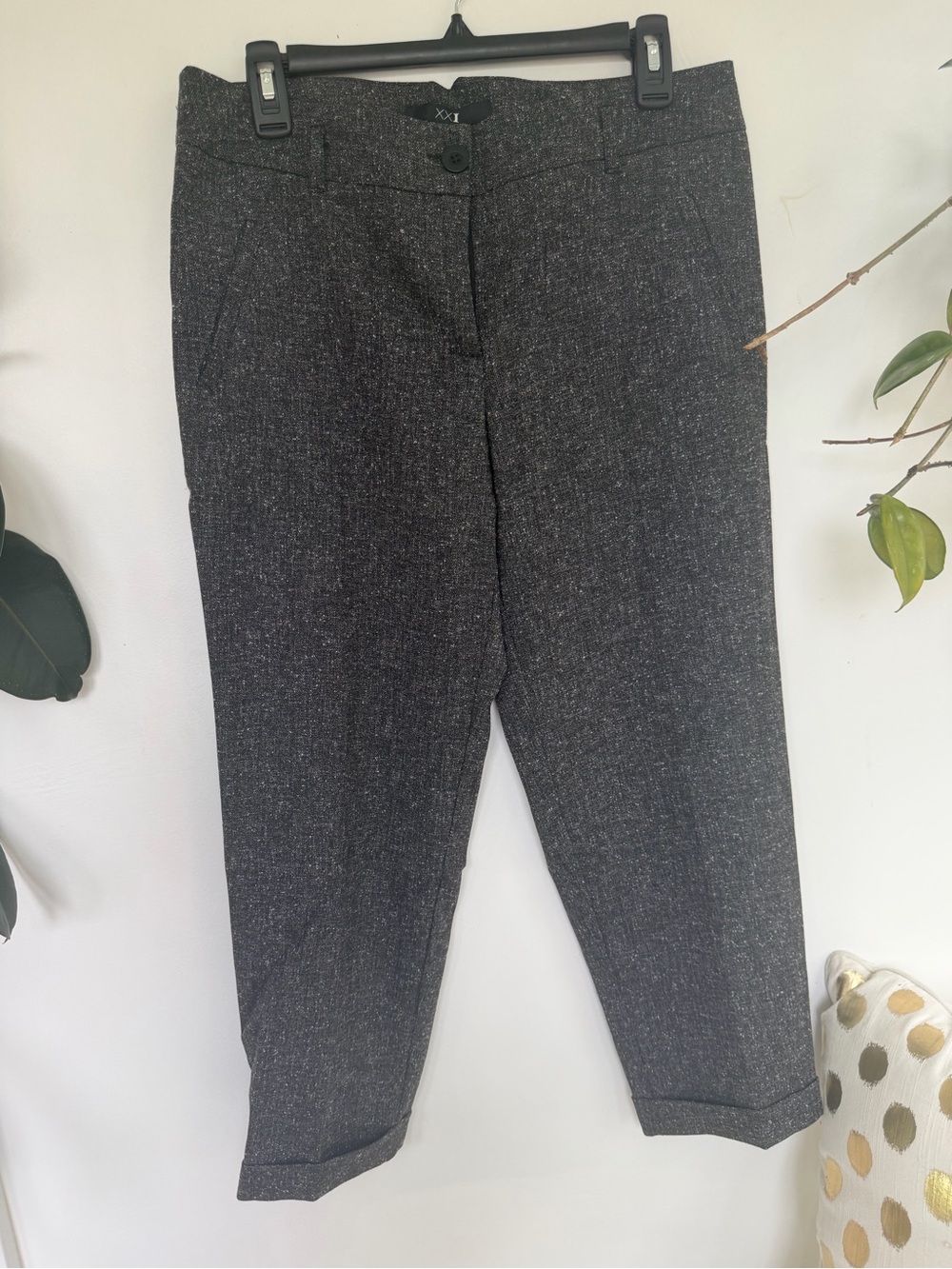 Forever 21 Charcoal Gray Cropped Dress Pants
